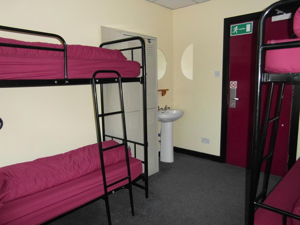 Belfast International Youth Hostel Zimmer foto